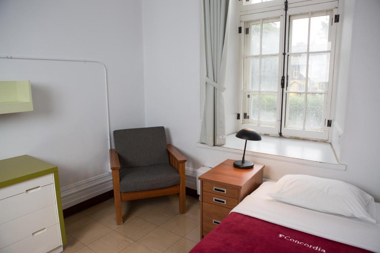 The Grey Nuns Residence By Concordia University มอนทรีอัล ภายนอก รูปภาพ