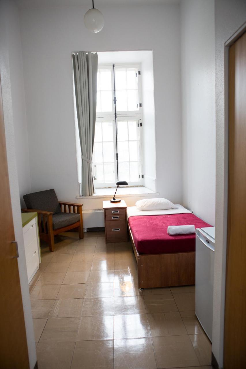 The Grey Nuns Residence By Concordia University มอนทรีอัล ภายนอก รูปภาพ